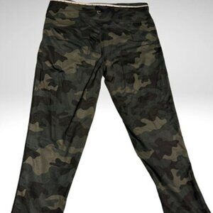 Gap Fit Camo Leggings